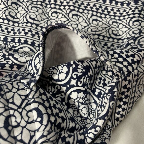 Croft & Barrow Size Medium Stretch Skort With Pockets Navy Blue & White - Picture 5 of 6